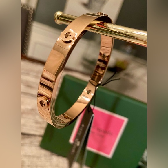 NWT! ♠️ Authentic kate spade bangle/bracelet in rose gold - Picture 7 of 8